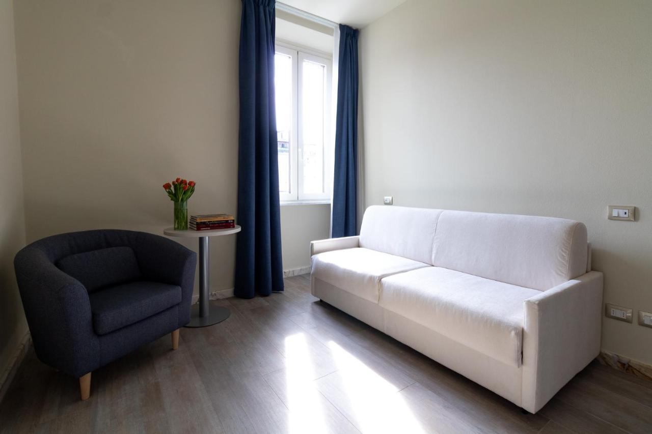Doride Suites Boutique Hotel มารีนาดีคาร์รารา ภายนอก รูปภาพ