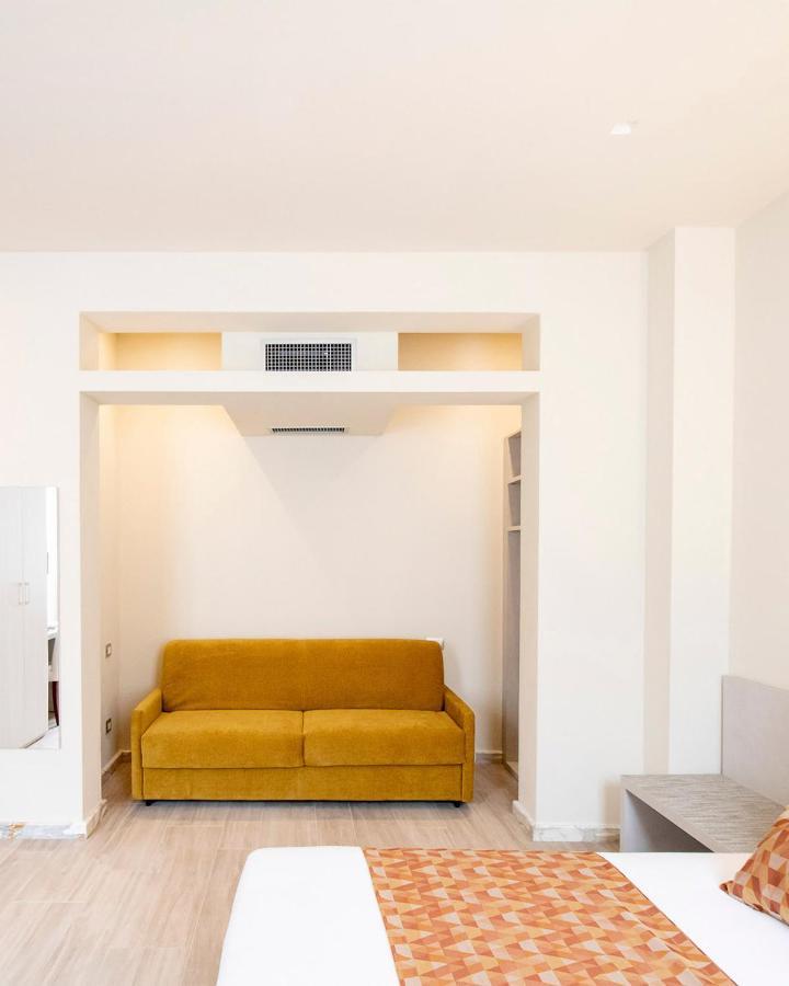 Doride Suites Boutique Hotel มารีนาดีคาร์รารา ภายนอก รูปภาพ
