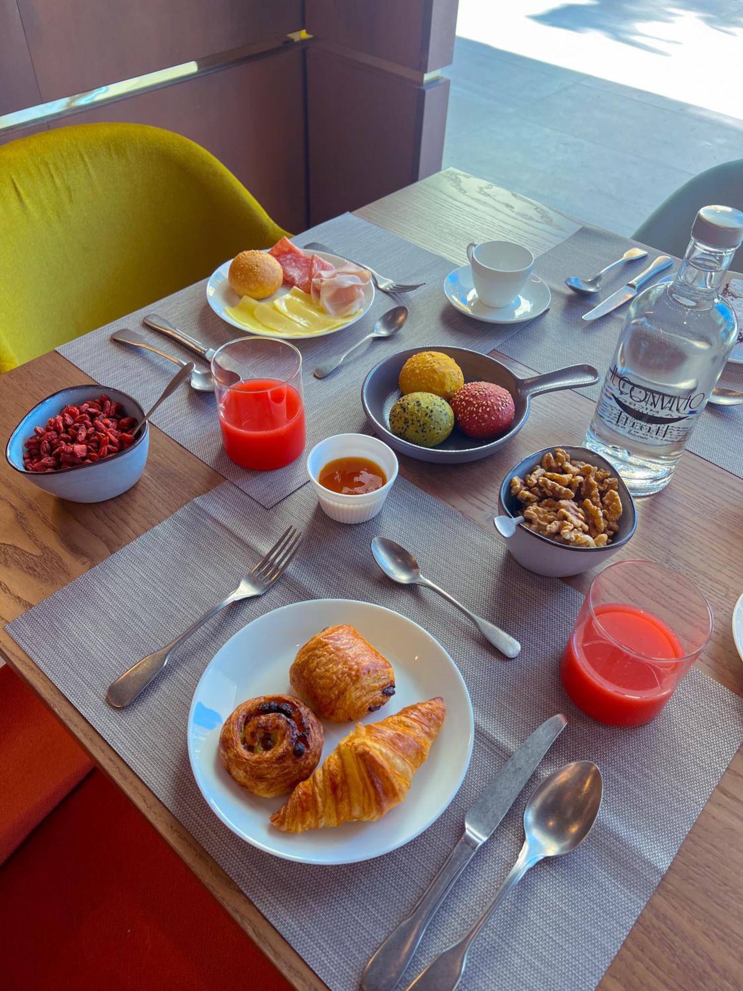 Doride Suites Boutique Hotel มารีนาดีคาร์รารา ภายนอก รูปภาพ
