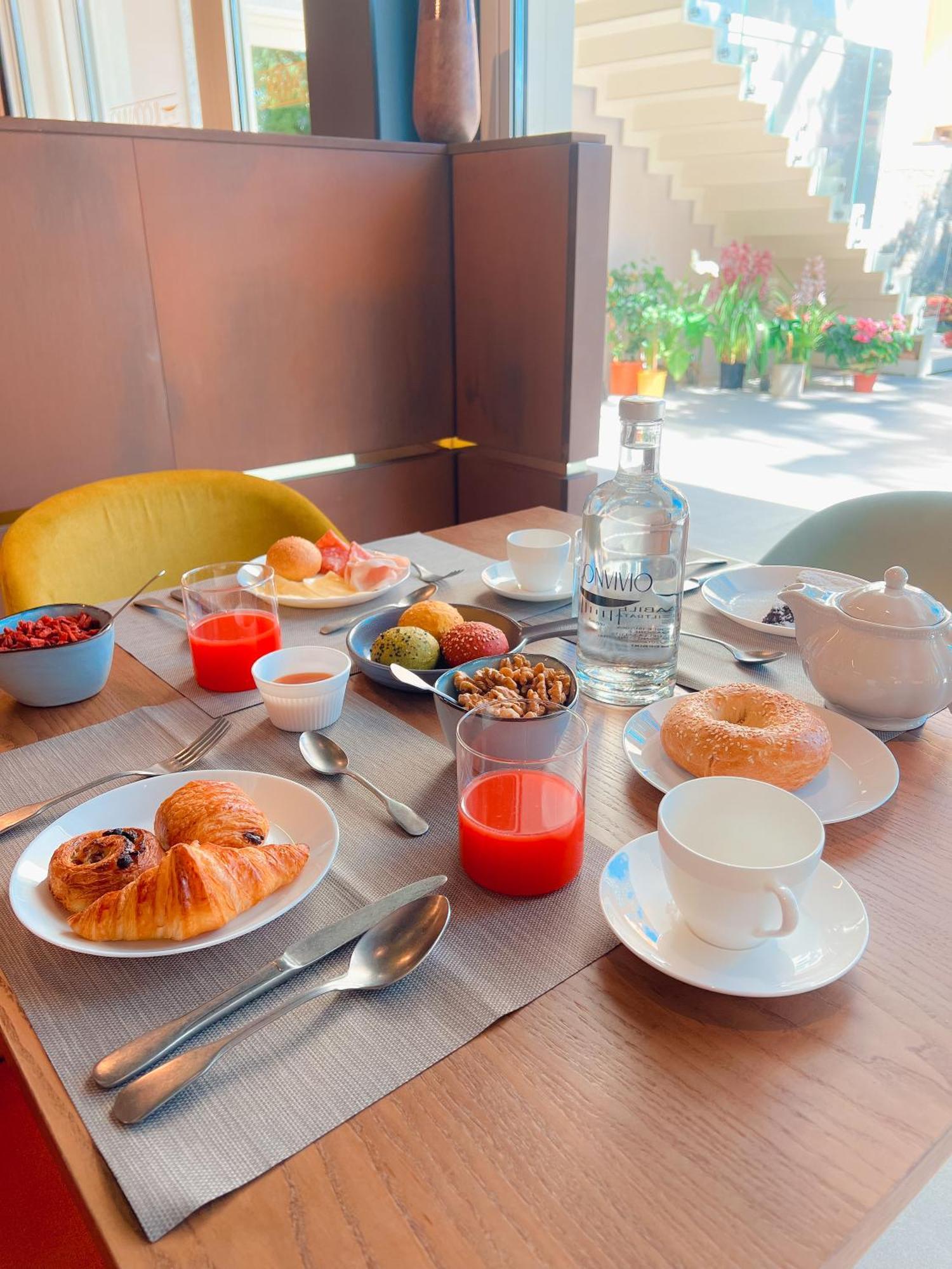 Doride Suites Boutique Hotel มารีนาดีคาร์รารา ภายนอก รูปภาพ