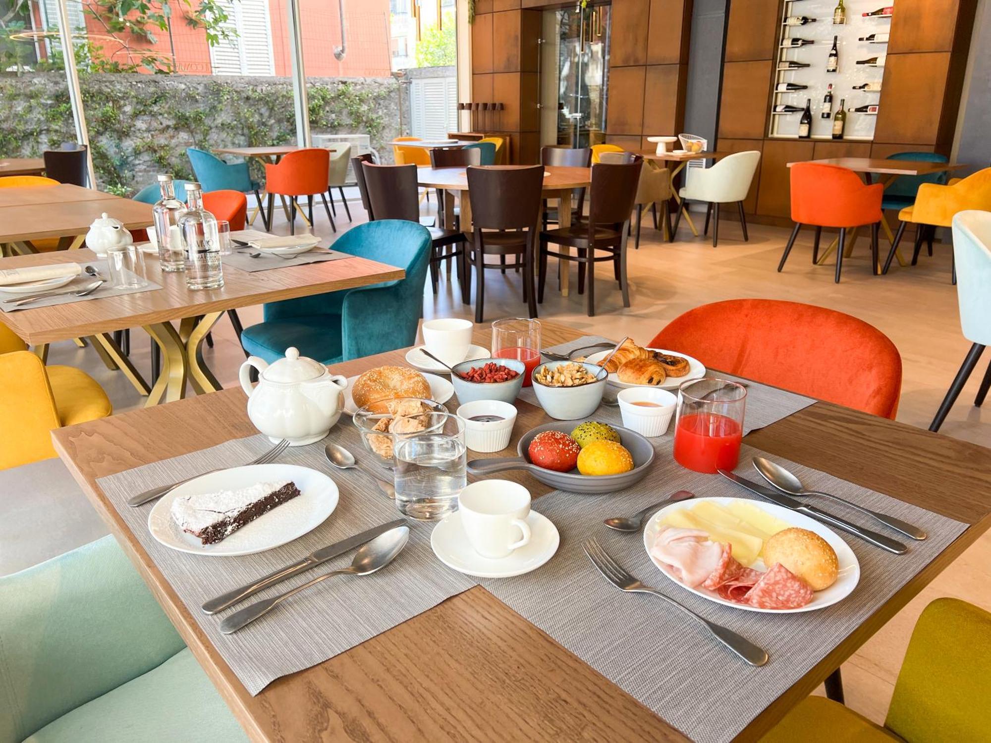 Doride Suites Boutique Hotel มารีนาดีคาร์รารา ภายนอก รูปภาพ